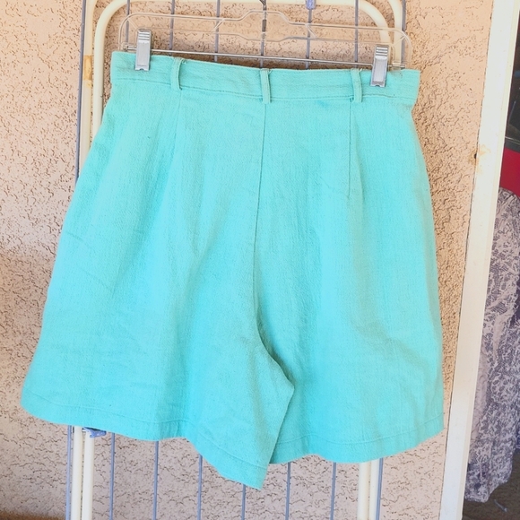 Vintage Jaclyn Sport High Waisted Green Shorts - Picture 4 of 7
